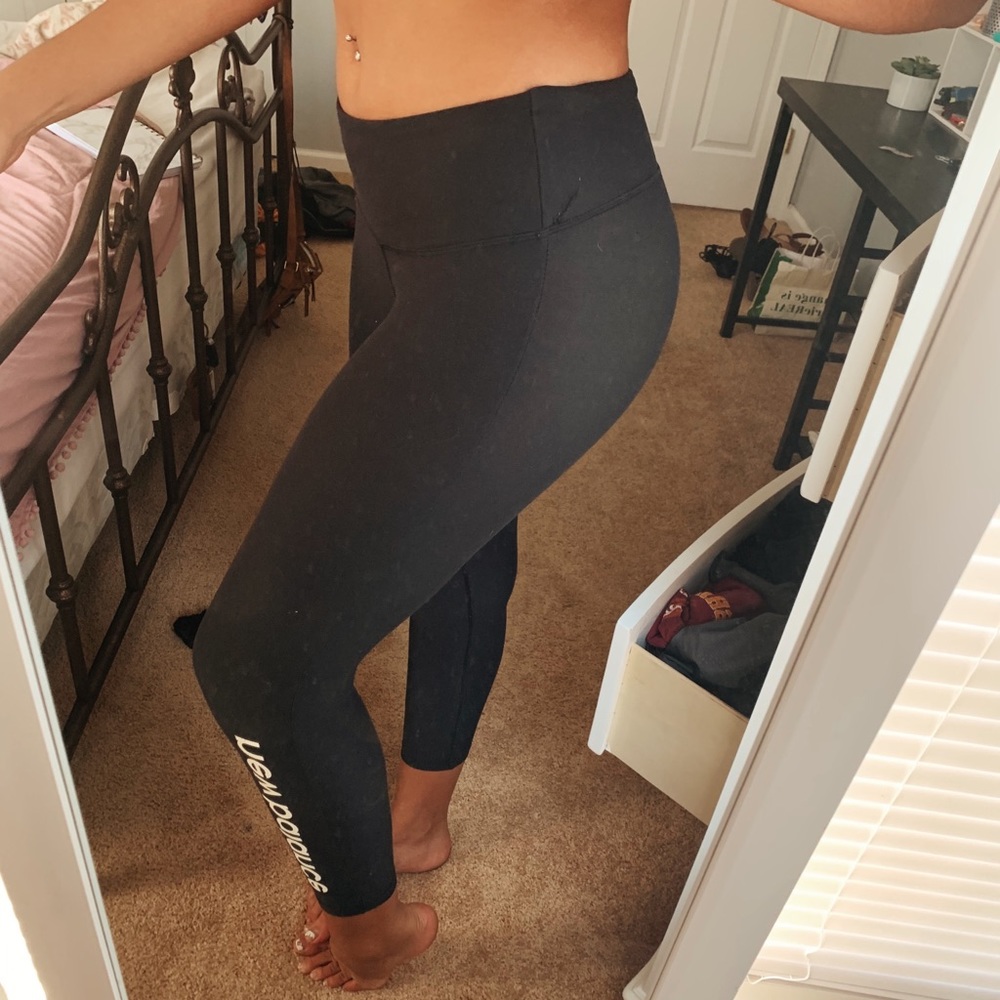 black new balance leggings